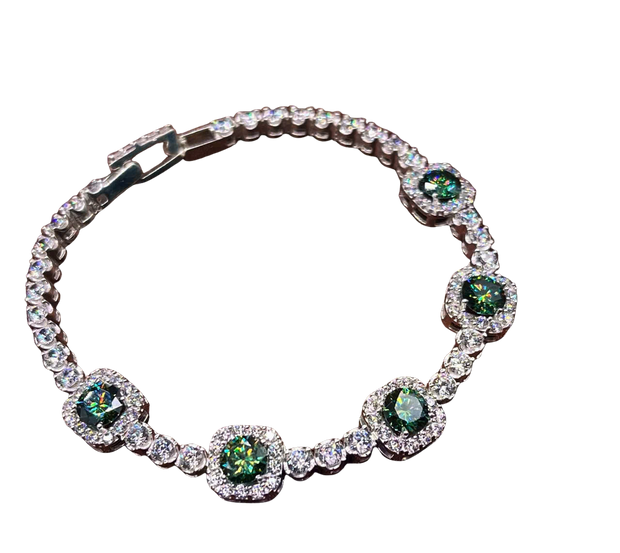 HLJB010 Nova EverGleamLuxe Bracelet - Platinum Moissanite Memories Gift