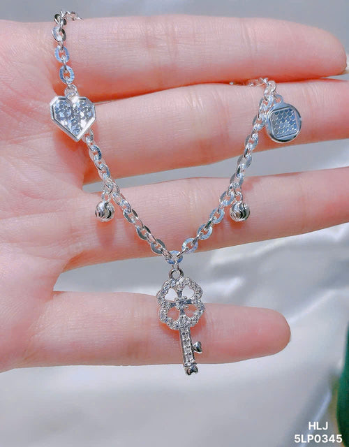 HLJB001 Nova BlossomLuxe Bracelet – Platinum Statement Gift