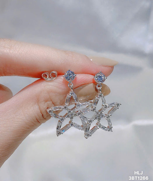 HLJE015 Muse StarlightLuxe Earrings – Platinum Statement Gift